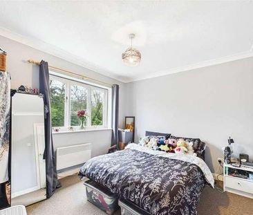 Manuka Court, High Street, Sandhurst, Berkshire, GU47 - Photo 1