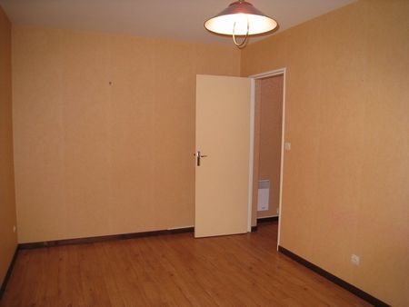 Location Appartement 1 pièce 31m² OLIVET 45160 - Photo 4