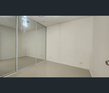 3/33 Barton Street, Smithfield, NSW 2164 - Photo 1