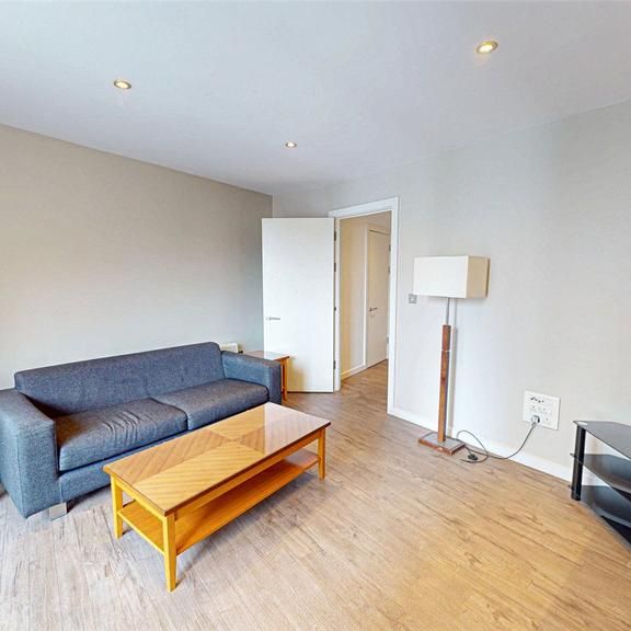 1 bedroom apartment to rent - Photo 1