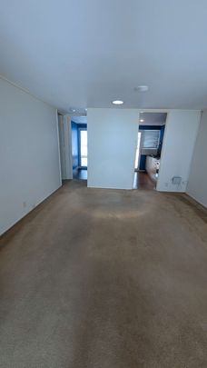 South Perth - Photo 1