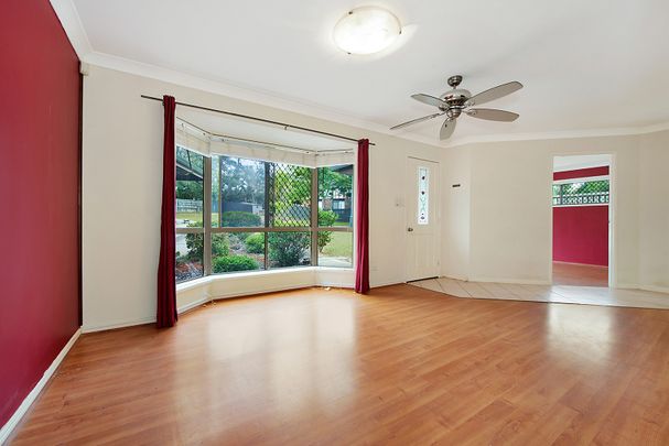 Neat & Tidy Family Home Located In Quiet Cul-De-Sac! - Photo 1