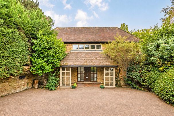 Eversley Park, Wimbledon Village, SW19, London - Photo 1