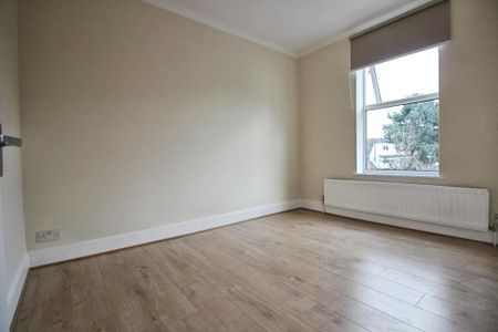 2 bedroom house to rent - Photo 3