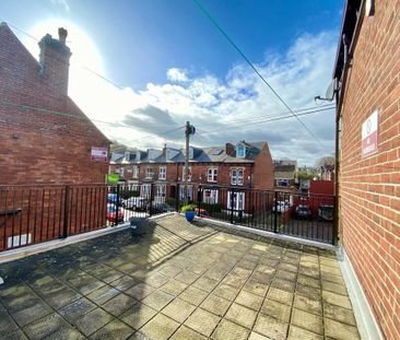 8 bedroom flat to rent - Photo 6