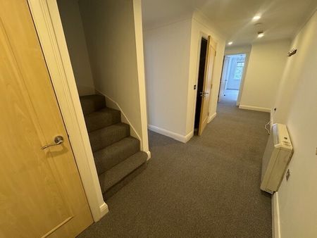 WakeGreenRoad, BIRMINGHAM - Photo 5