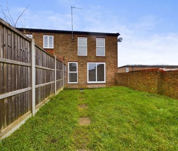 4 bed end of terrace house to rent in Canterbury Way, Stevenage, SG1 - Photo 5