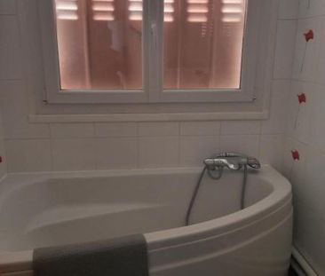 Location Appartement 4 pièces 68m² CHAMALIERES 63400 - Photo 3