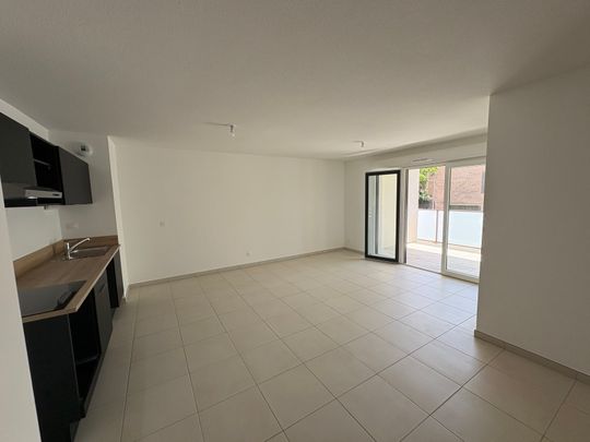 Location Appartement 3 pièces 62m² AGDE 34300 - Photo 1