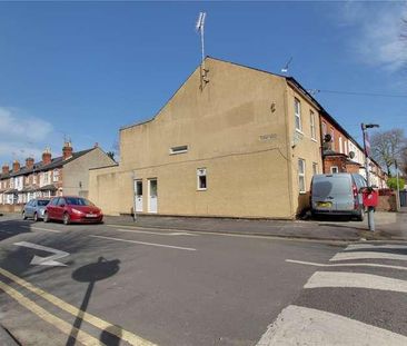 Prince Of Wales Avenue, Reading, Berkshire, RG30 - Photo 3
