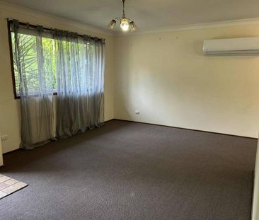 Tidy Three Bedroom in Oxley Vale - Photo 2