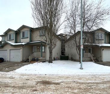 Spacious 3 Bed Duplex In The Heart Of Glastonbury. - Photo 1