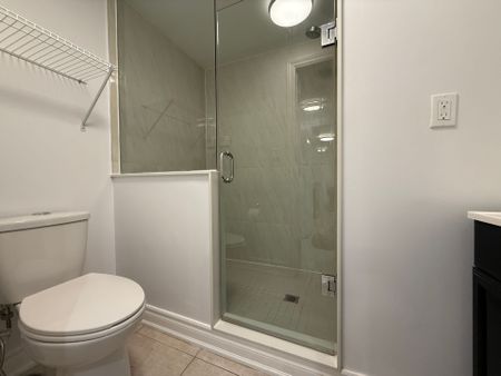 For Lease - 3 Alamosa Drive, Toronto, Ontario - Photo 3