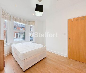 5 bedroom terraced house to rent - Photo 2