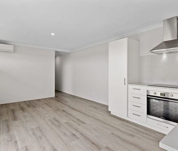 SLEEK AND LOW MAINTENANCE - Photo 4