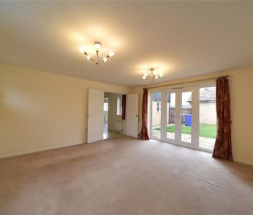 4 bedroom detached house to rent - Photo 1