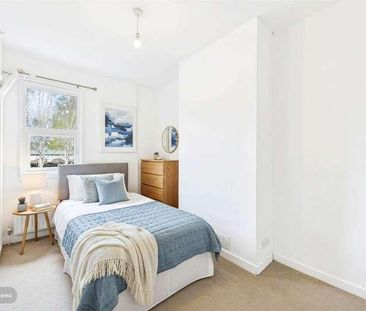 Belle Vue Road, Aldershot, Hampshire, GU12 - Photo 5