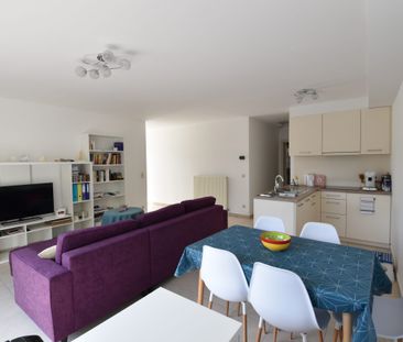 Instapklaar gelijkvloers appartement met zonnig terras en carport t... - Photo 6