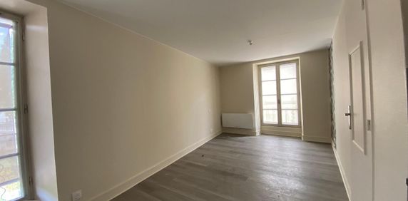 Location Appartement 1 pièce 17m² POITIERS 86000 - Photo 2