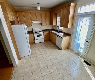 For Lease - 101 Alexie Way, Vaughan, Ontario - Photo 5