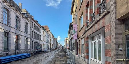 Appartement te huur in Tournai voor € 790 met 3 slaapkamers - Photo 3