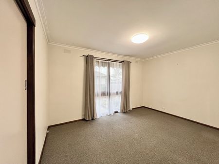 Neutral and Spacious, Inside and Out - Photo 4