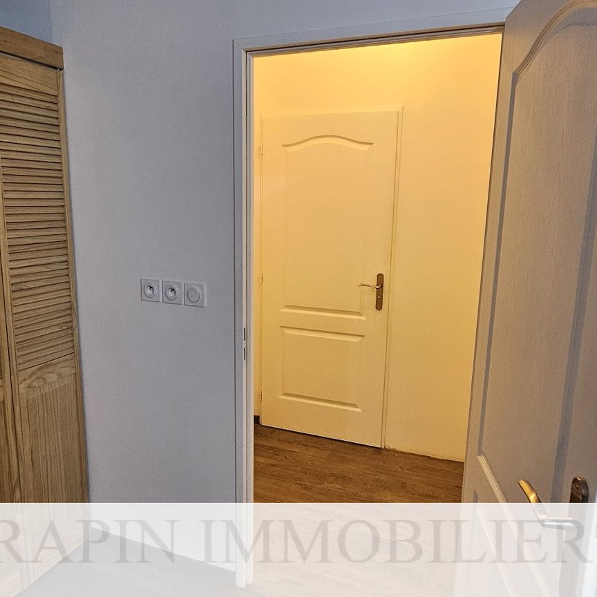 LYON 5e / SAINT JUST BEAU T2 MEUBLE AVEC TERRASSE PRIVEE - Photo 1