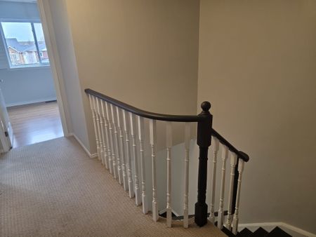 For Lease - 25 Fry Crescent, Clarington, Ontario - Photo 3