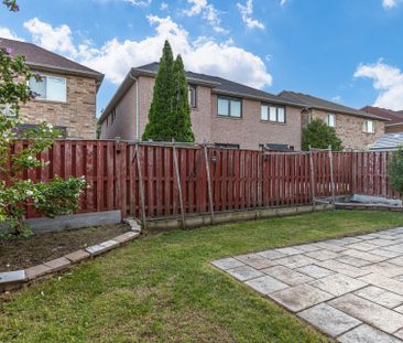 For Lease - 54 Ferncroft Place, Brampton, Ontario - Photo 3