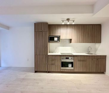 For Lease - 65 Curlew Drive Unit# 211, Toronto, Ontario - Photo 2