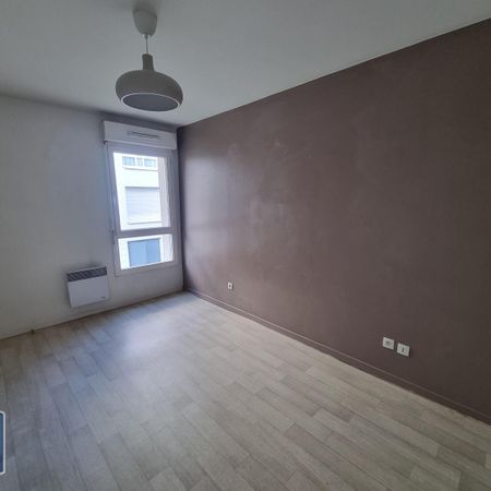 Location Appartement 2 pièces 46m² LILLE 59000 - Photo 3