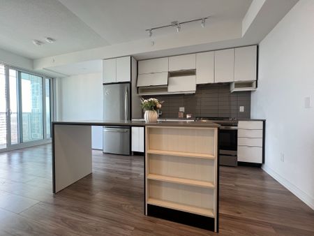 For Lease - 4065 Confederation Parkway Unit# 3209, Mississauga, Ontario - Photo 5
