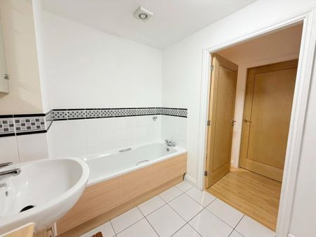 Hyde Road, Manchester, M12 5PS - Photo 4