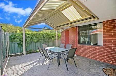 Atwell - Photo 3