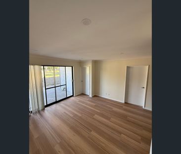 28B Newark Way, Orelia, WA 6167 - Photo 4