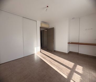 Location Appartement 4 pièces 85m² - Photo 3