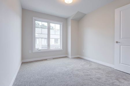 For Lease - 26 Folcroft Street, Brampton, Ontario - Photo 5