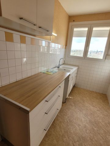 Location Appartement 2 pièces 40m² MAUBEUGE 59600 - Photo 2