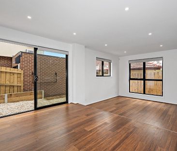 Brand New 2-Bedroom Townhouse in the Heart of Pascoe Vale - Photo 3