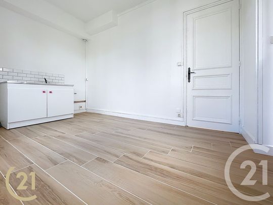 Location Appartement 2 pièces 24m² LILLEBONNE 76170 - Photo 1