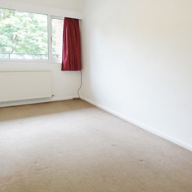 Garstang Road, Preston - Photo 1