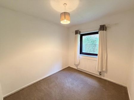 2 bedroom ground floor flat to rent - Photo 3