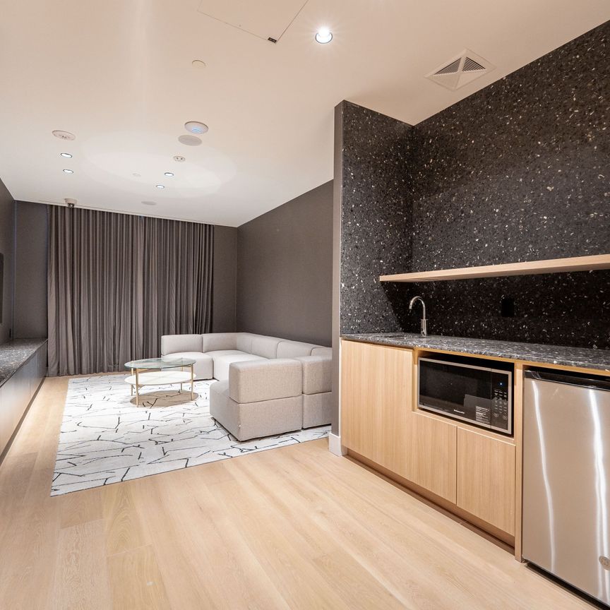 For Lease - 395 Square One Drive Unit# 209, Mississauga, Ontario - Photo 1