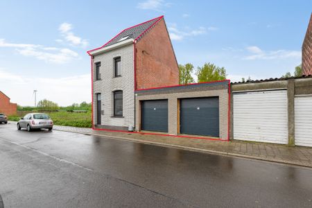 Gerenoveerde woning met 4 slaapkamers en garage te huur - Foto 3