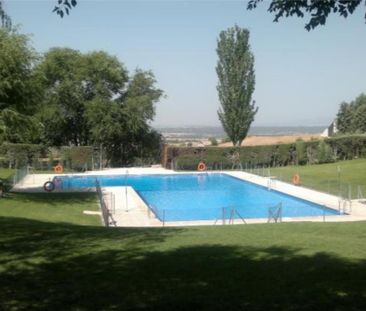 Planta baja de alquiler en Calle de Galicia, 19, Ciudad Jardín Vald... - Photo 5