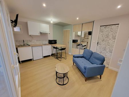 Location Appartement 1 pièce 19m² - Photo 2