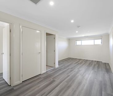 Modern Family Home in Prime Edmondson Park Location - Photo 1