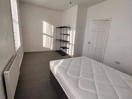 Rector Road Room 2 - Photo 3