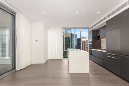 Executive Living I Stunning View I Concierge Service I Extra Study - Photo 3