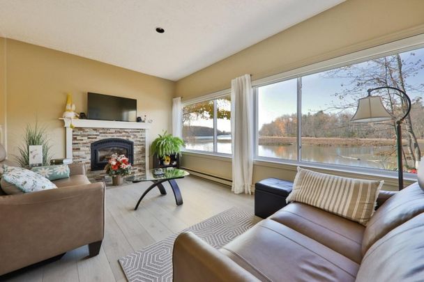 Maison à étages à louer - Saint-Eustache (Est) - Photo 1